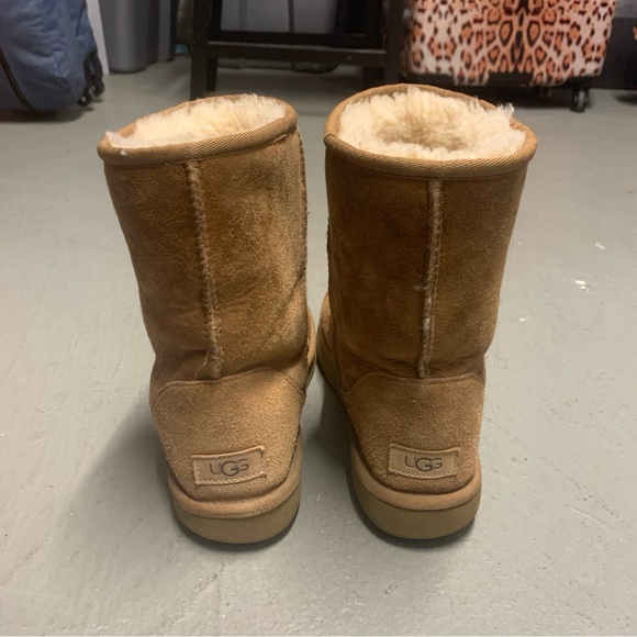 Women’s Ugg Boots Size 10 Classic Short II Chestnut Suede Leather Sherpa Lining - Picture 3 of 10